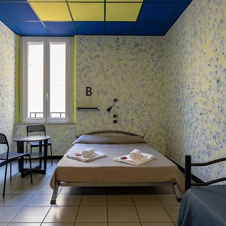 San Filippo Neri Хостел Модена