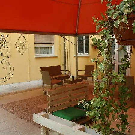 Ostello San Filippo Neri *